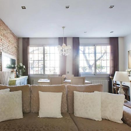 Sant Antoni Lovely Apartment Barcellona Esterno foto