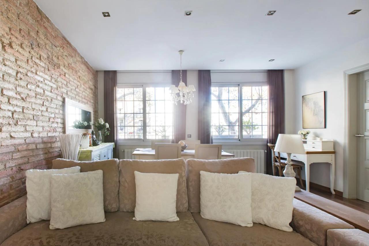 Sant Antoni Lovely Apartment Barcellona Esterno foto