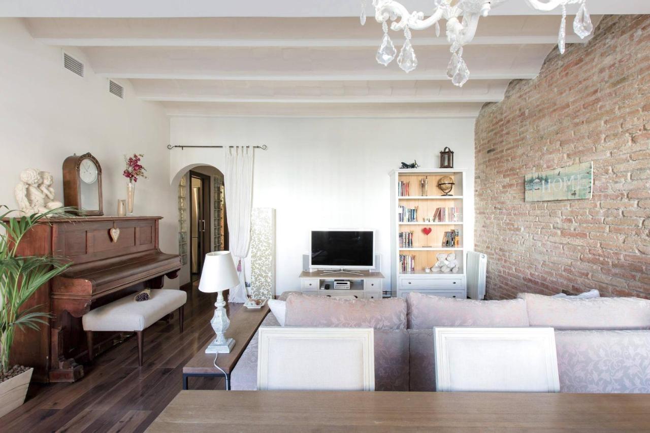 Sant Antoni Lovely Apartment Barcellona Esterno foto
