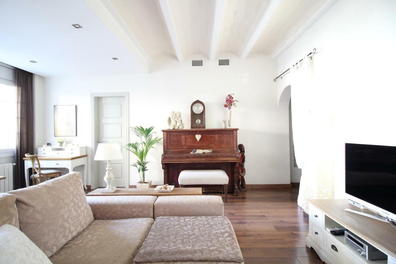 Sant Antoni Lovely Apartment Barcellona Esterno foto