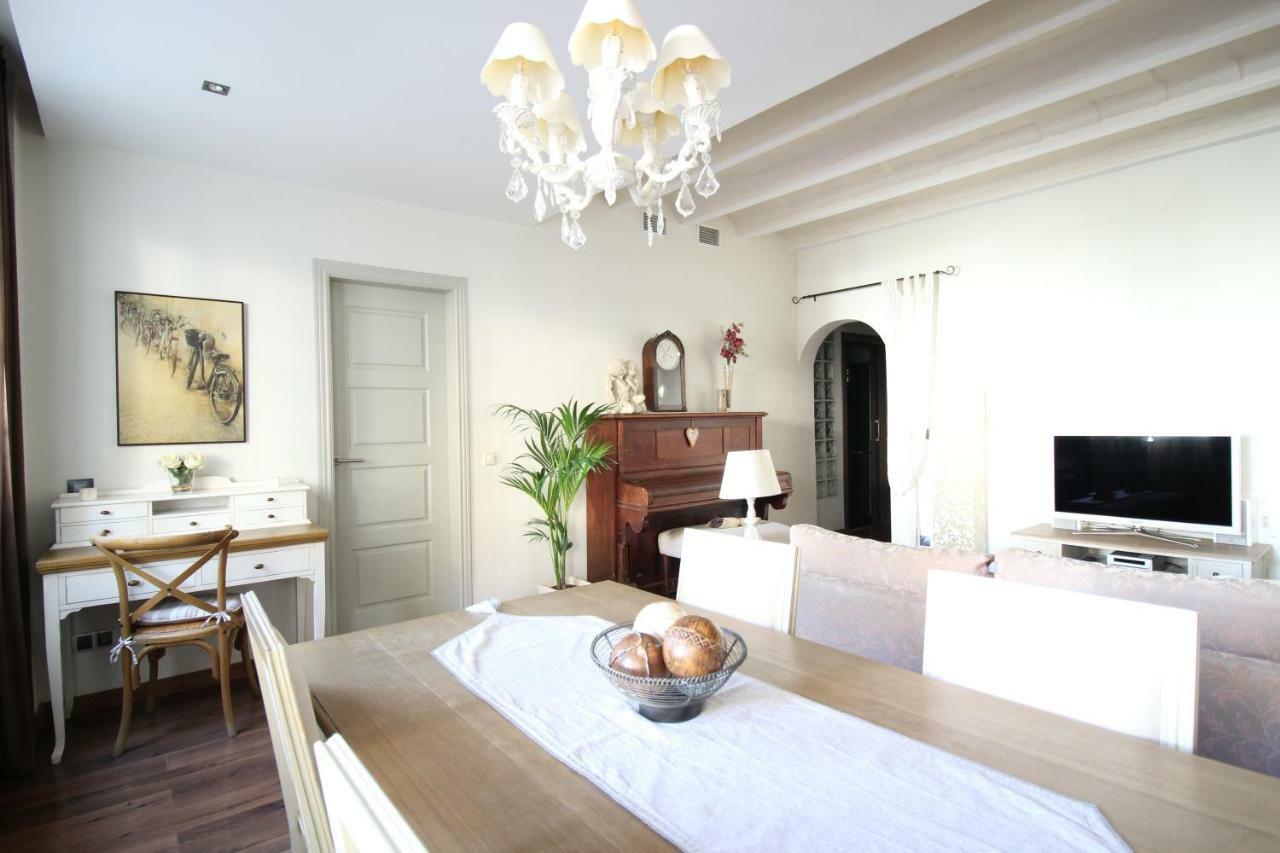 Sant Antoni Lovely Apartment Barcellona Esterno foto
